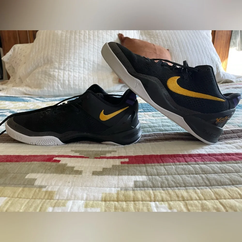 Kobe 8 Laker Away sz Y5 - Picture 1 of 6